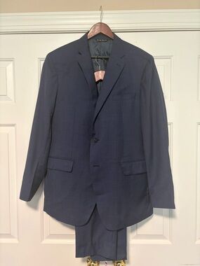 Ermenegildo Zegna Traveller Two Piece Navy Blue Suit Men’s Sz 44 100% Wool